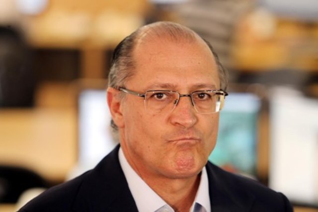Alckmin dobra gasto mensal com propaganda em 2014